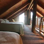 Tree House Lodge
