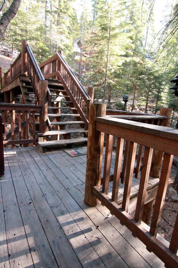 Tree House Yosemite West